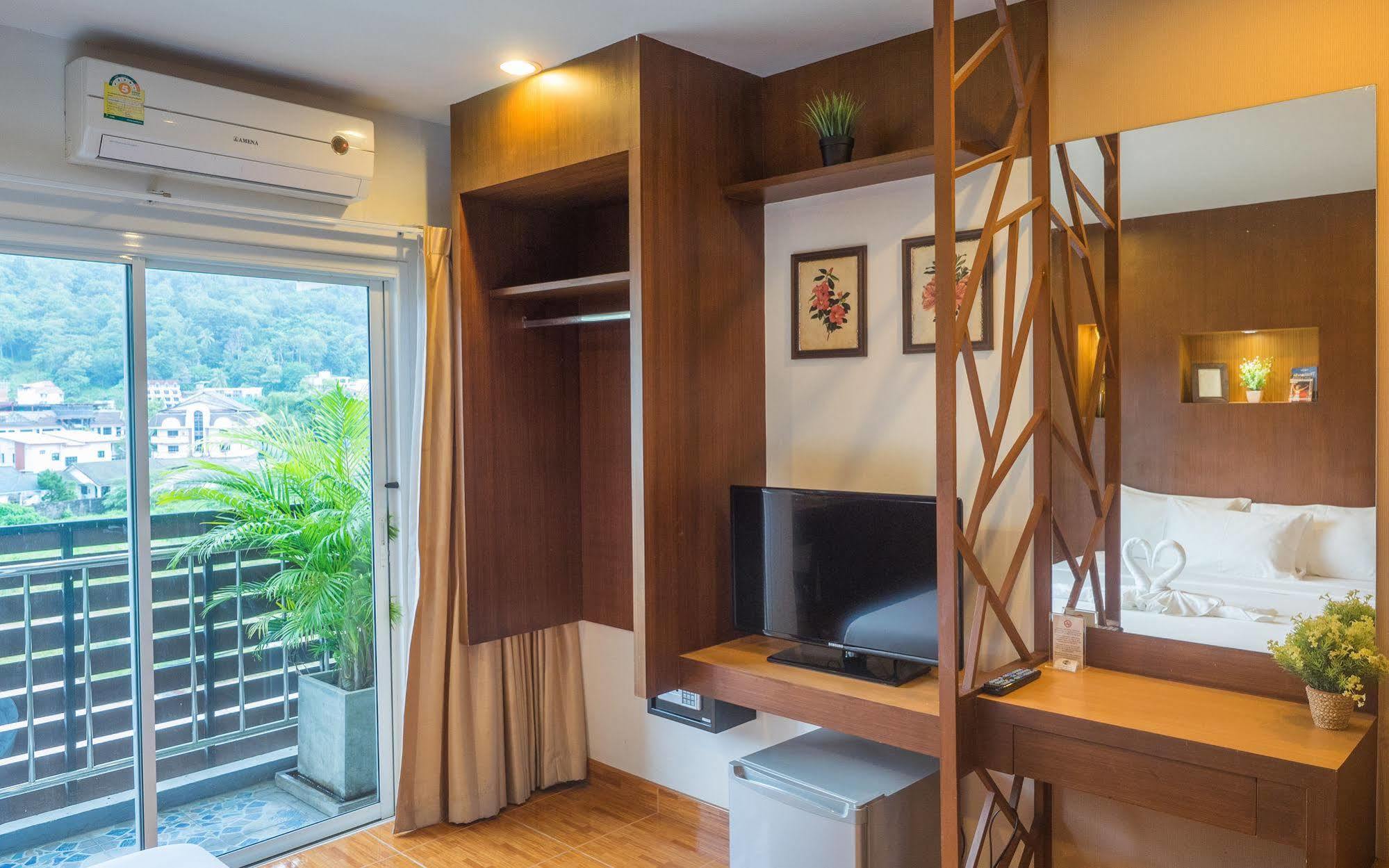 Tree Hug Home Patong Eksteriør billede